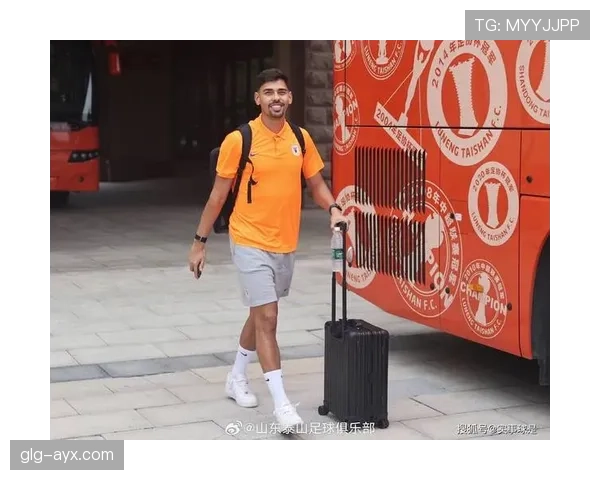 克雷桑状态火热，山东泰山锋线新星助球队重燃争冠希望