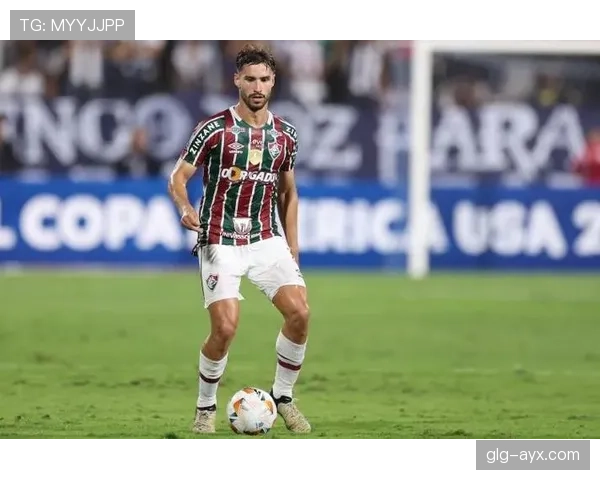 面对顶级后卫:马丁内利如何制造持续威胁 面对顶级后卫:马丁内利如何制造持续威胁