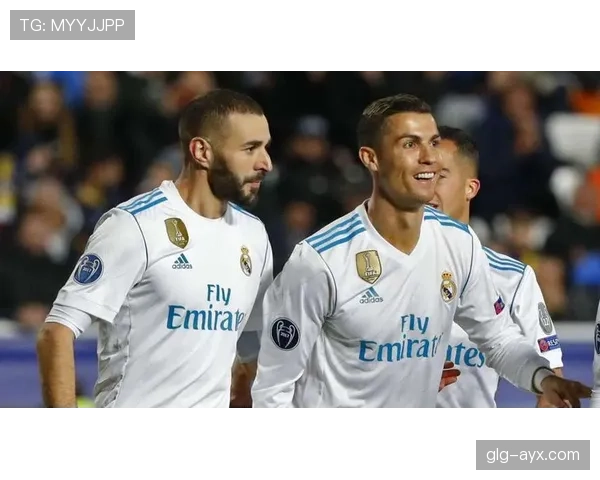 凯恩 vs 本泽马：全面性差距在哪